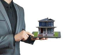 Une agence immobilière offre un accès privilégié à des biens exclusifs.
